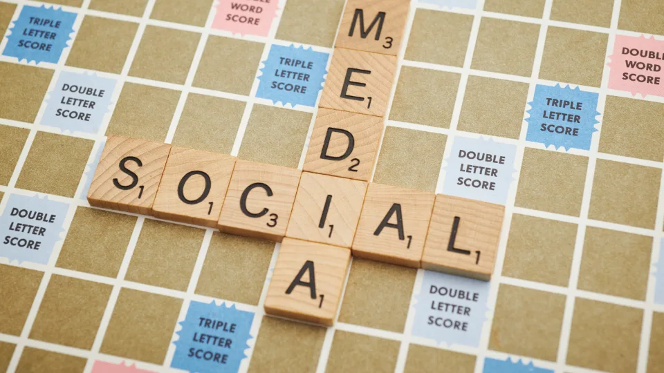 Sosial Media Marketinqi: Postdan Kampaniyaya Qədər Vahid Sistem Sosial Media Marketinqi: Postdan Kampaniyaya Qədər Vahid Sistem
